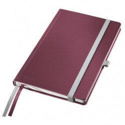 LEITZ Cahier STYLE 160 pages 5x5, couverture rigide. Format A5. Fermeture élastique. Coloris Rouge