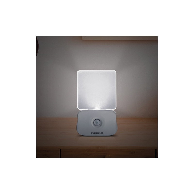 INTEGRAL Veilleuse crépusculaire détection de mouvement 0,5W,25mA Piles 3xAAA (non fournies). Blanc froid