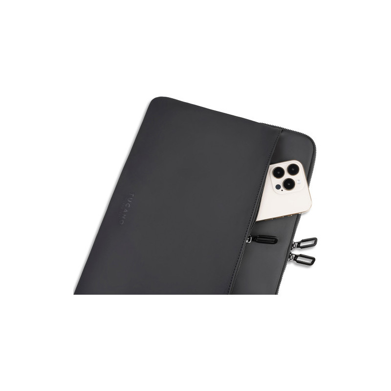 TUCANO Housse étanche noire en matériau caoutchouté conçue pour les Ordinateurs portables de BFGOM1314-BK